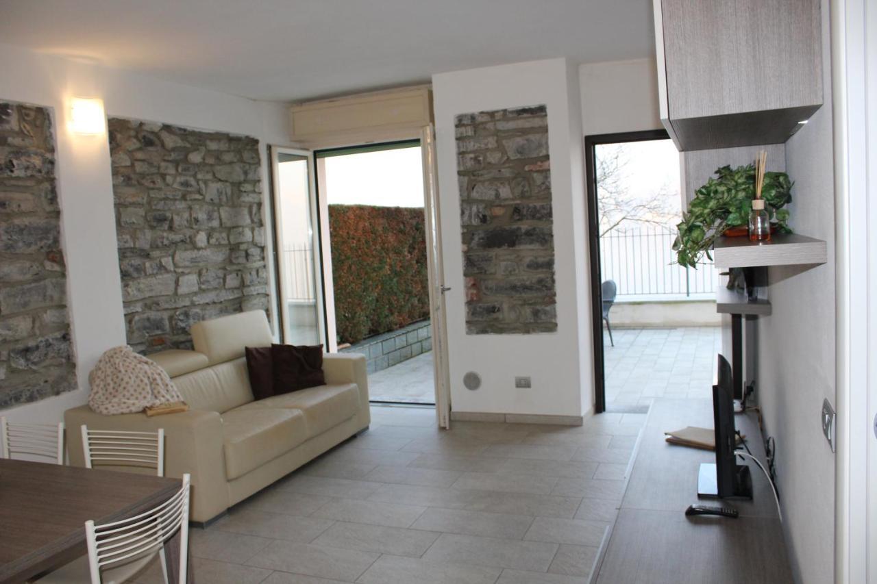 Romantic Dream On The Lake Apartment Lezzeno Luaran gambar