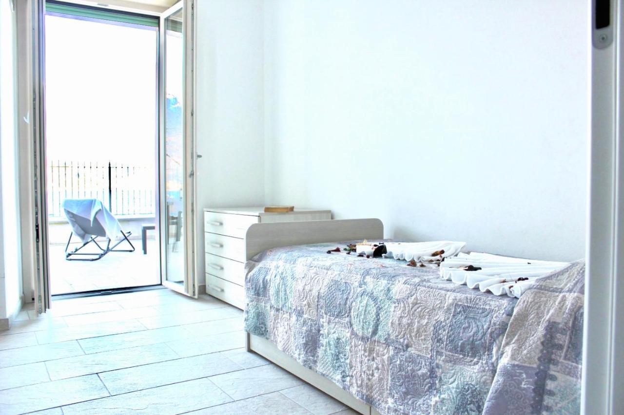 Romantic Dream On The Lake Apartment Lezzeno Luaran gambar